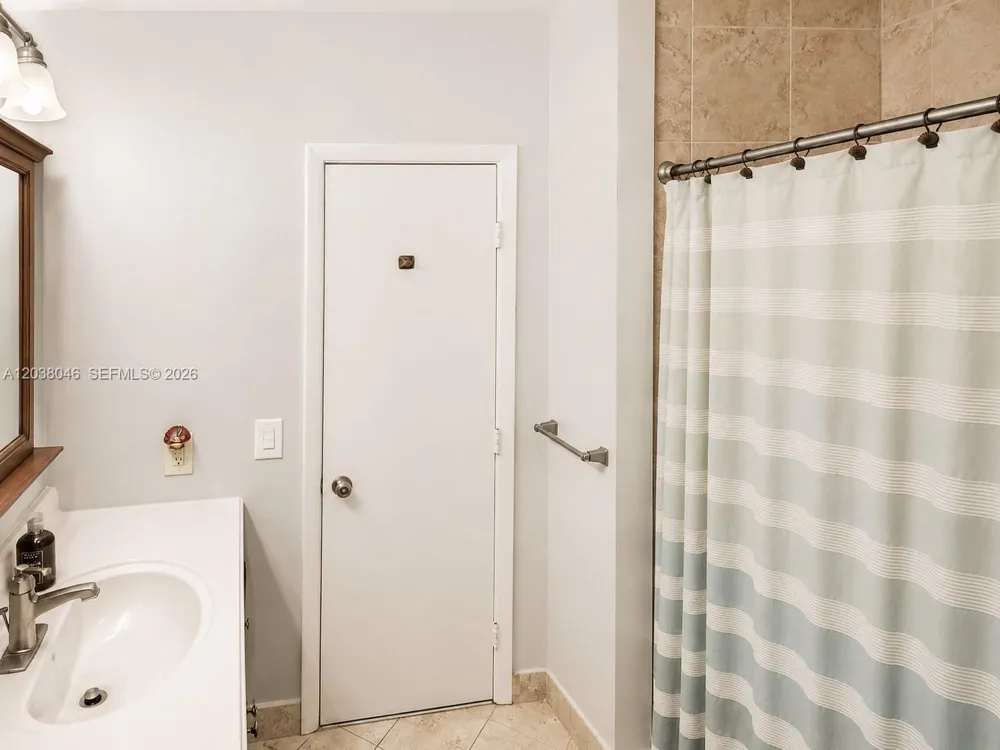 13870 Magnolia Ct Davie, FL 33325