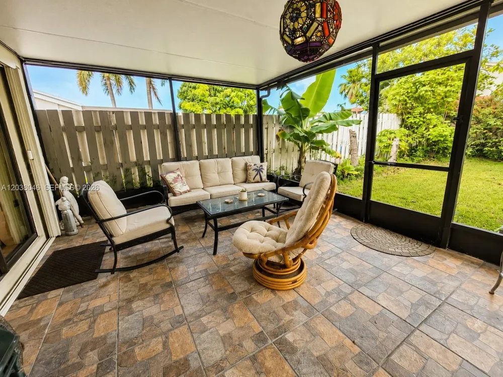 13870 Magnolia Ct Davie, FL 33325