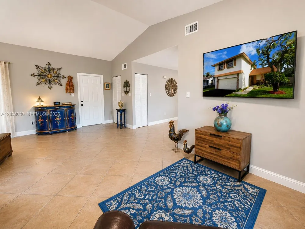 13870 Magnolia Ct Davie, FL 33325