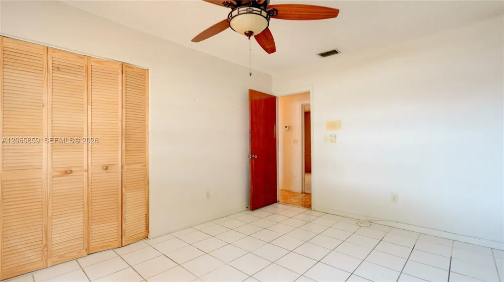 10710 SW 32nd St Miami, FL 33165