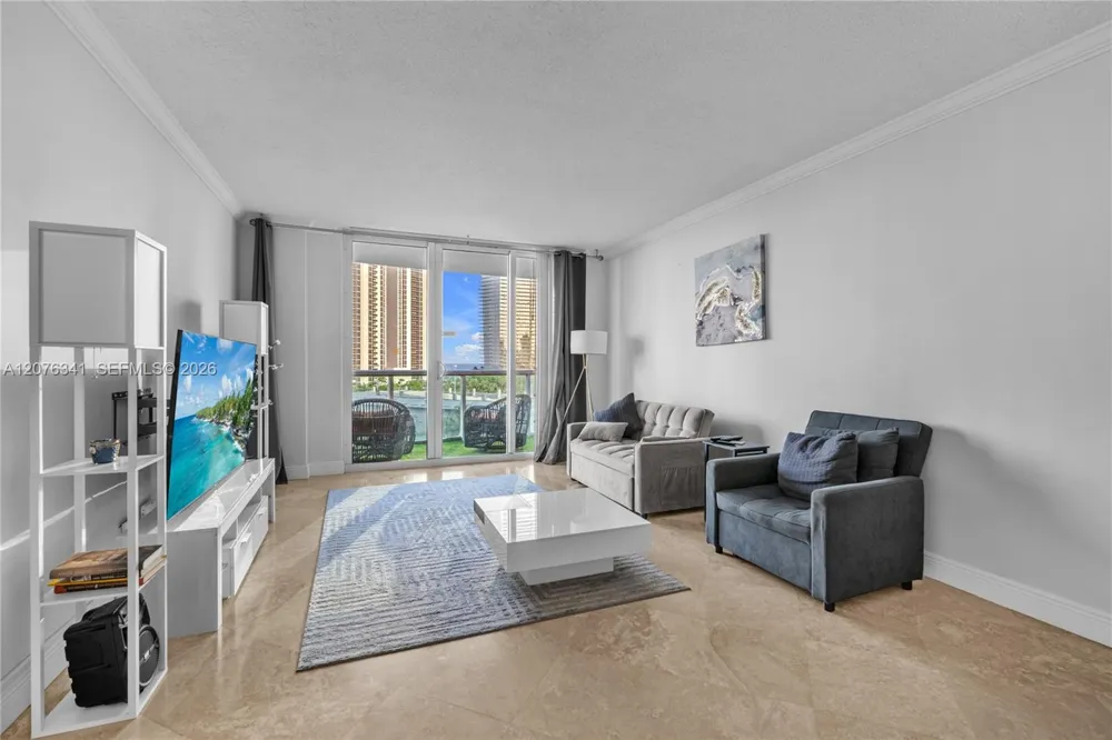 19370 Collins Ave #919 Sunny Isles Beach, FL 33160