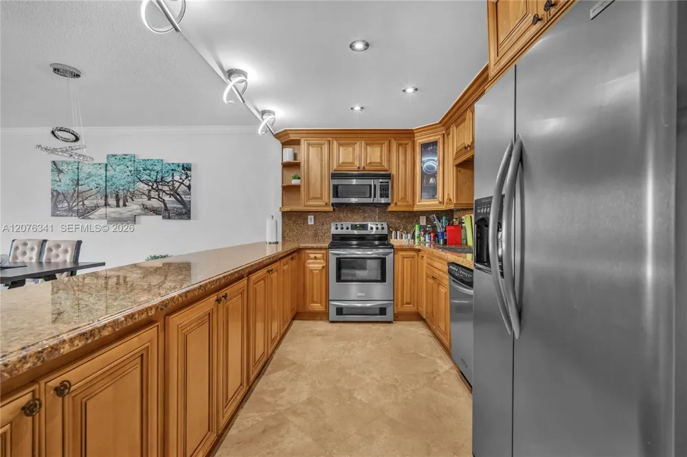 19370 Collins Ave #919 Sunny Isles Beach, FL 33160