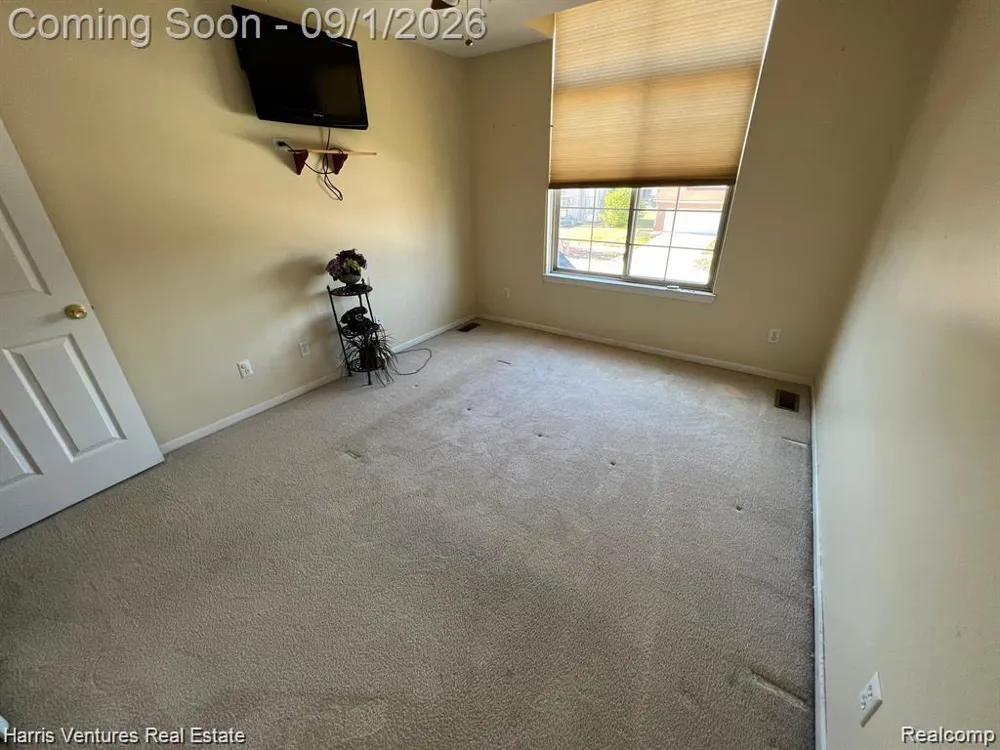 31271 Lavender Drive Rockwood City, MI 48173