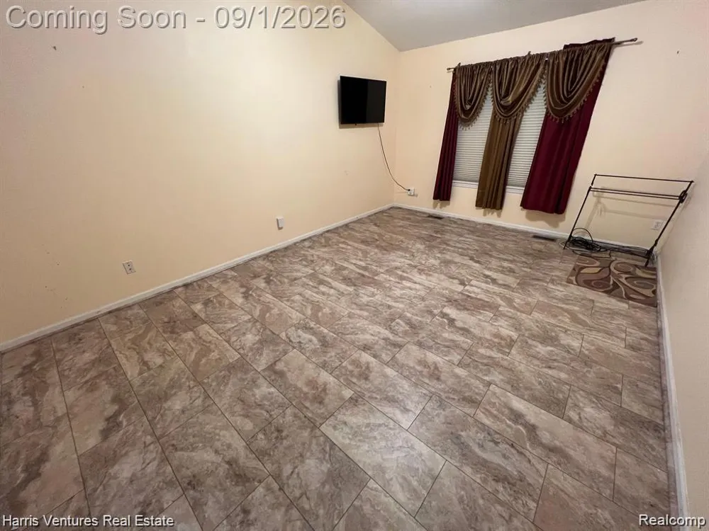 31271 Lavender Drive Rockwood City, MI 48173
