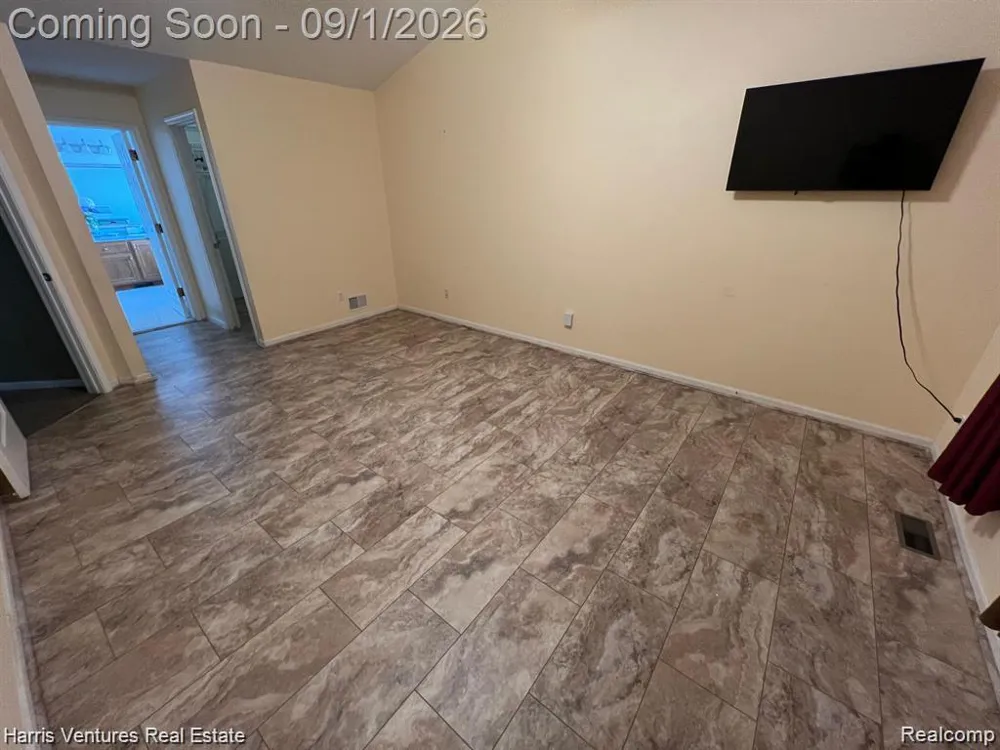 31271 Lavender Drive Rockwood City, MI 48173
