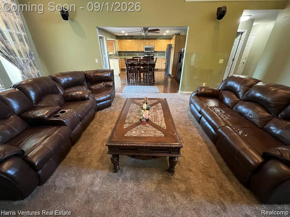 31271 Lavender Drive Rockwood City, MI 48173
