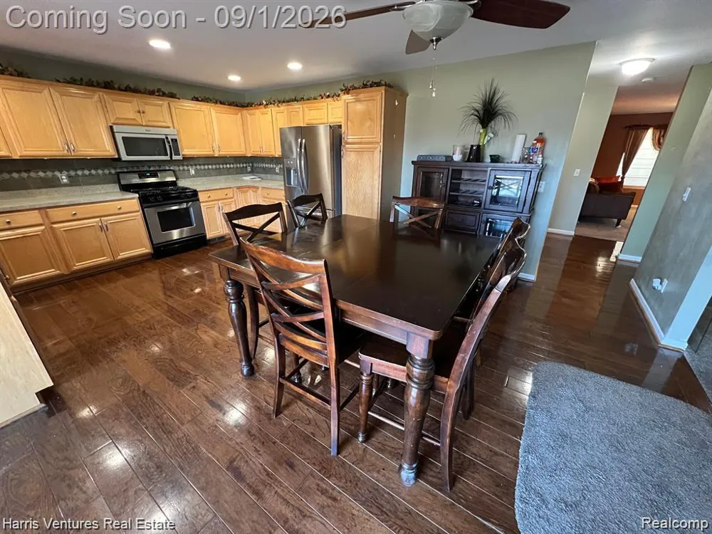 31271 Lavender Drive Rockwood City, MI 48173