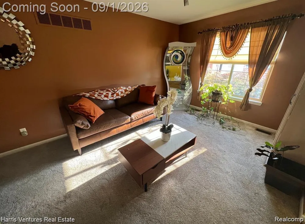 31271 Lavender Drive Rockwood City, MI 48173