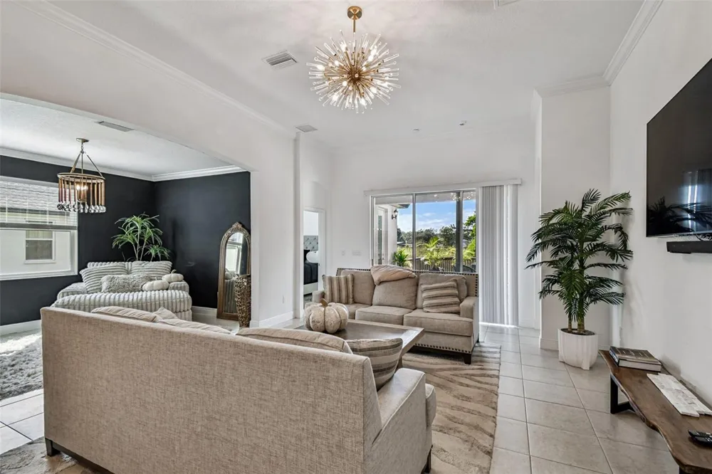 1039 DAVIS HEATHER CIRCLE Seffner, FL 33584