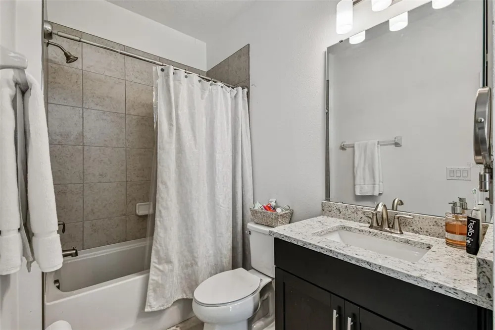 1039 DAVIS HEATHER CIRCLE Seffner, FL 33584