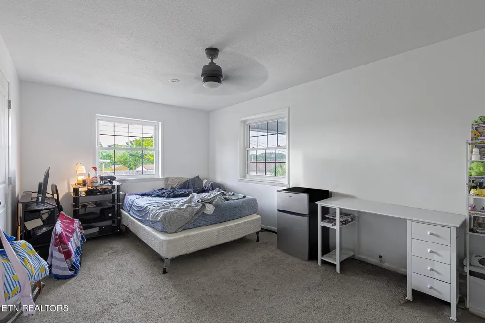 100 Pallas Rd Oak Ridge, TN 37830