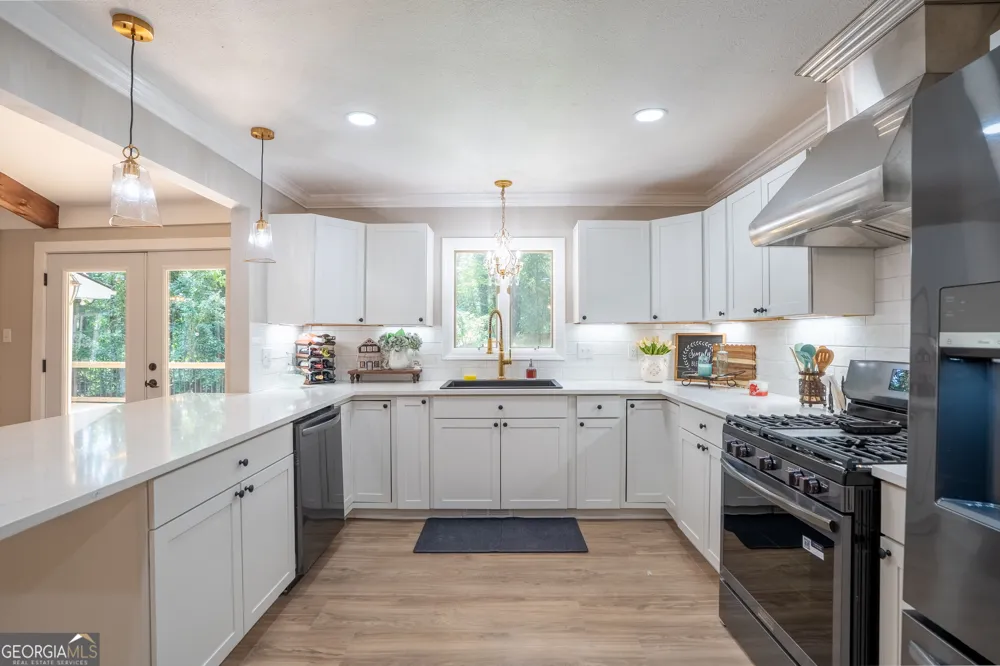3882 Centre CT Peachtree Corners, GA 30092