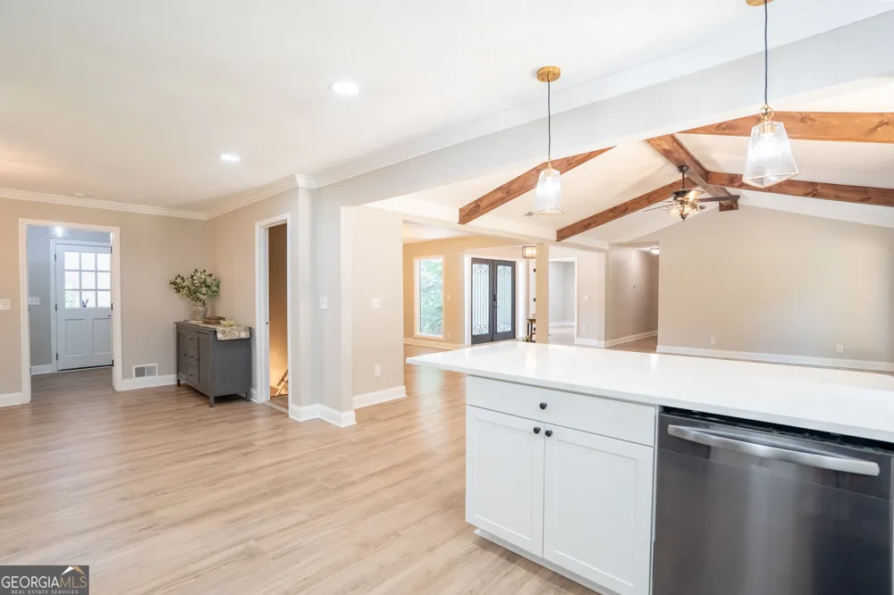 3882 Centre CT Peachtree Corners, GA 30092