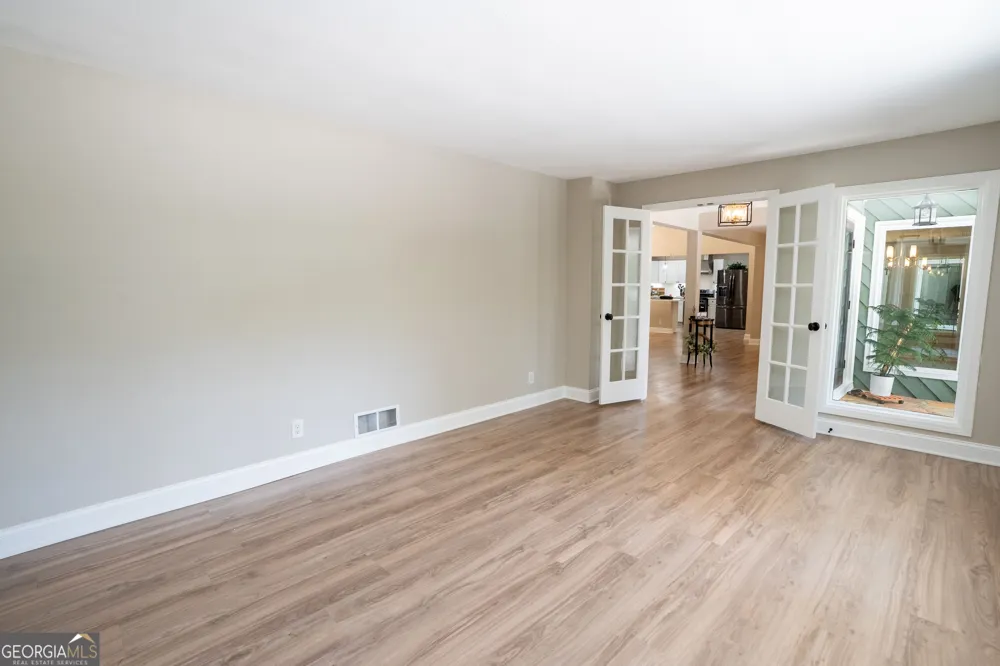 3882 Centre CT Peachtree Corners, GA 30092