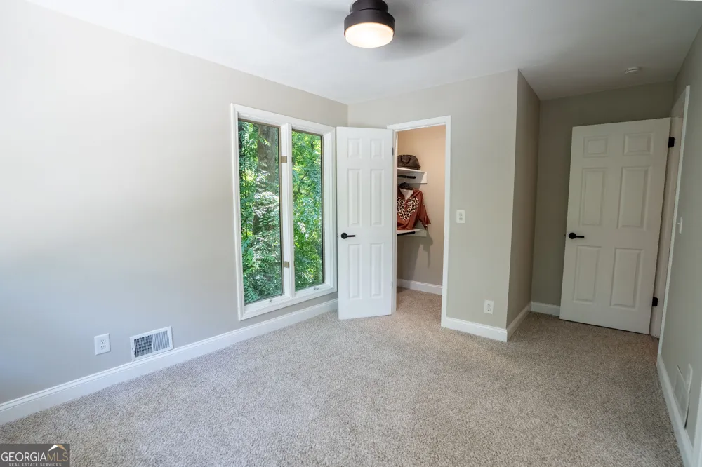 3882 Centre CT Peachtree Corners, GA 30092
