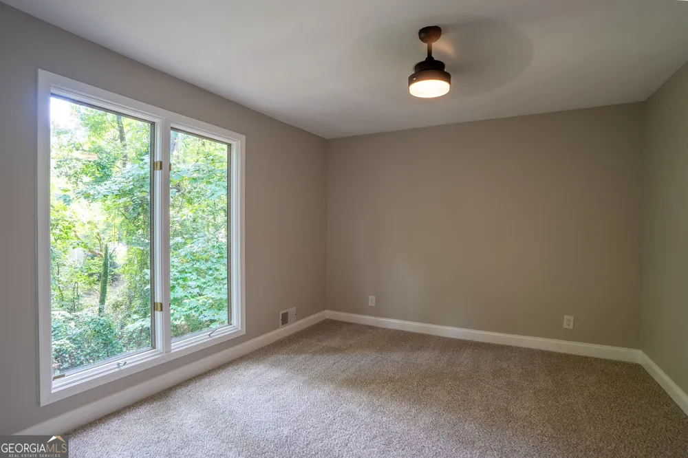 3882 Centre CT Peachtree Corners, GA 30092