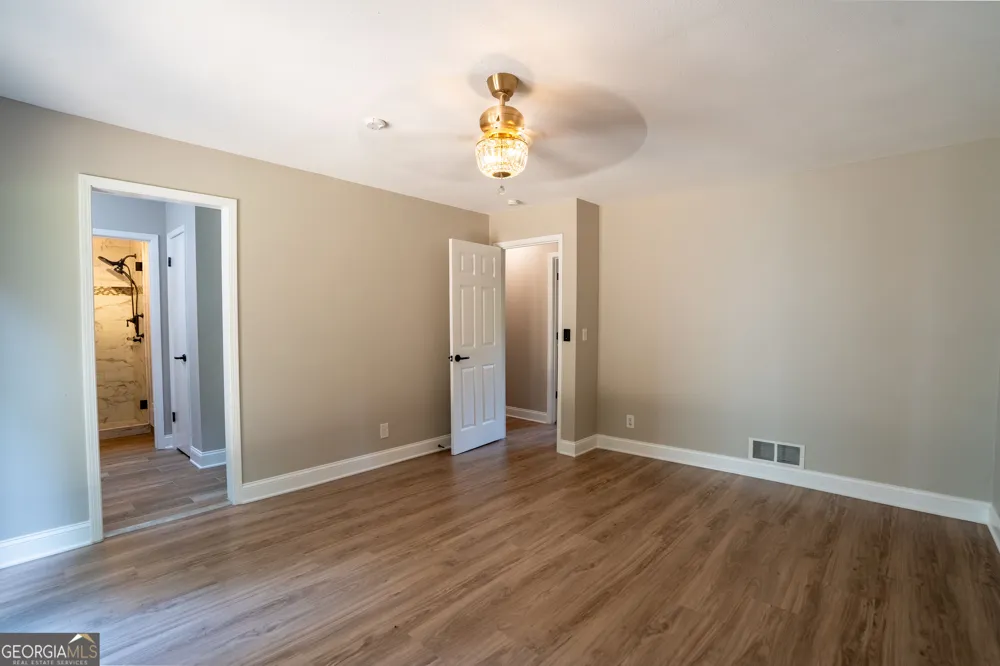 3882 Centre CT Peachtree Corners, GA 30092