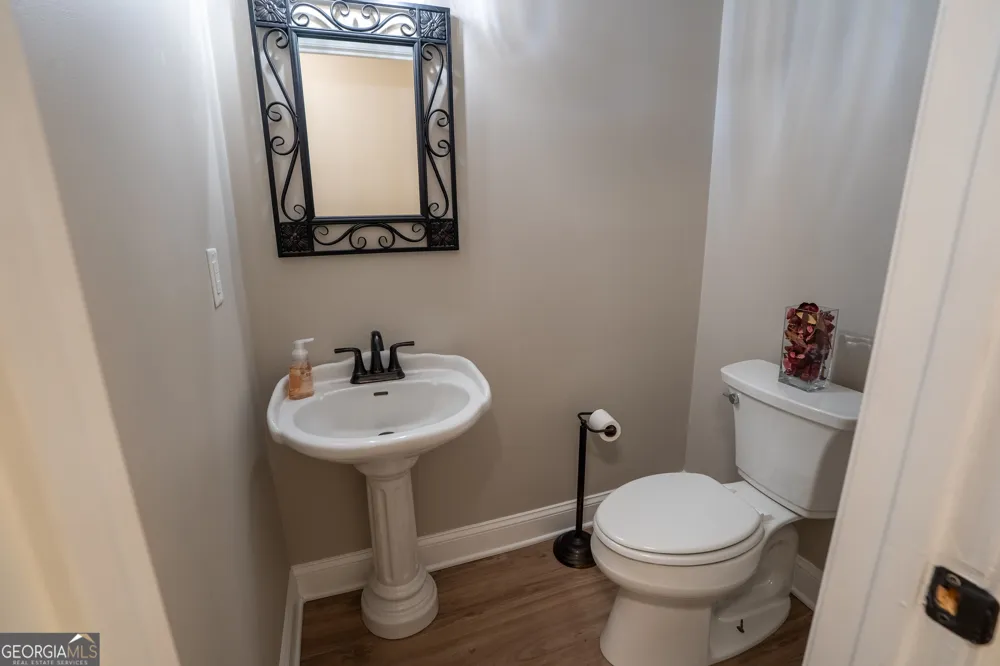 3882 Centre CT Peachtree Corners, GA 30092
