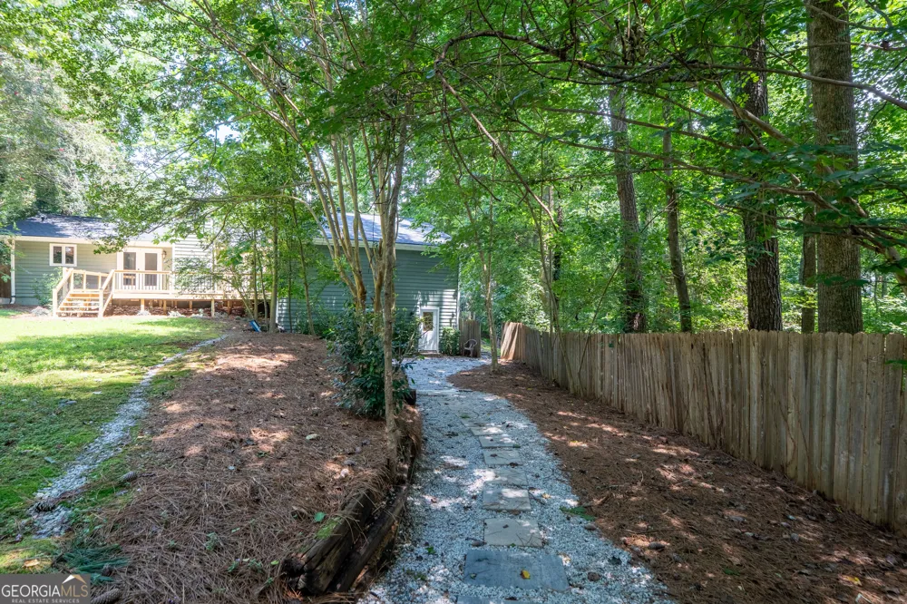 3882 Centre CT Peachtree Corners, GA 30092