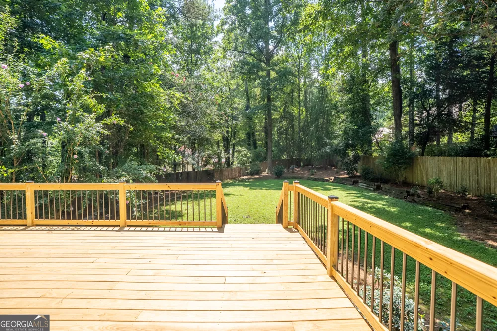 3882 Centre CT Peachtree Corners, GA 30092
