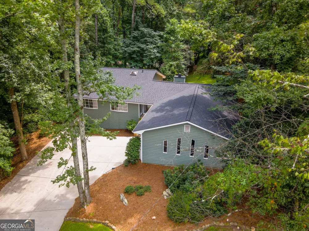 3882 Centre CT Peachtree Corners, GA 30092