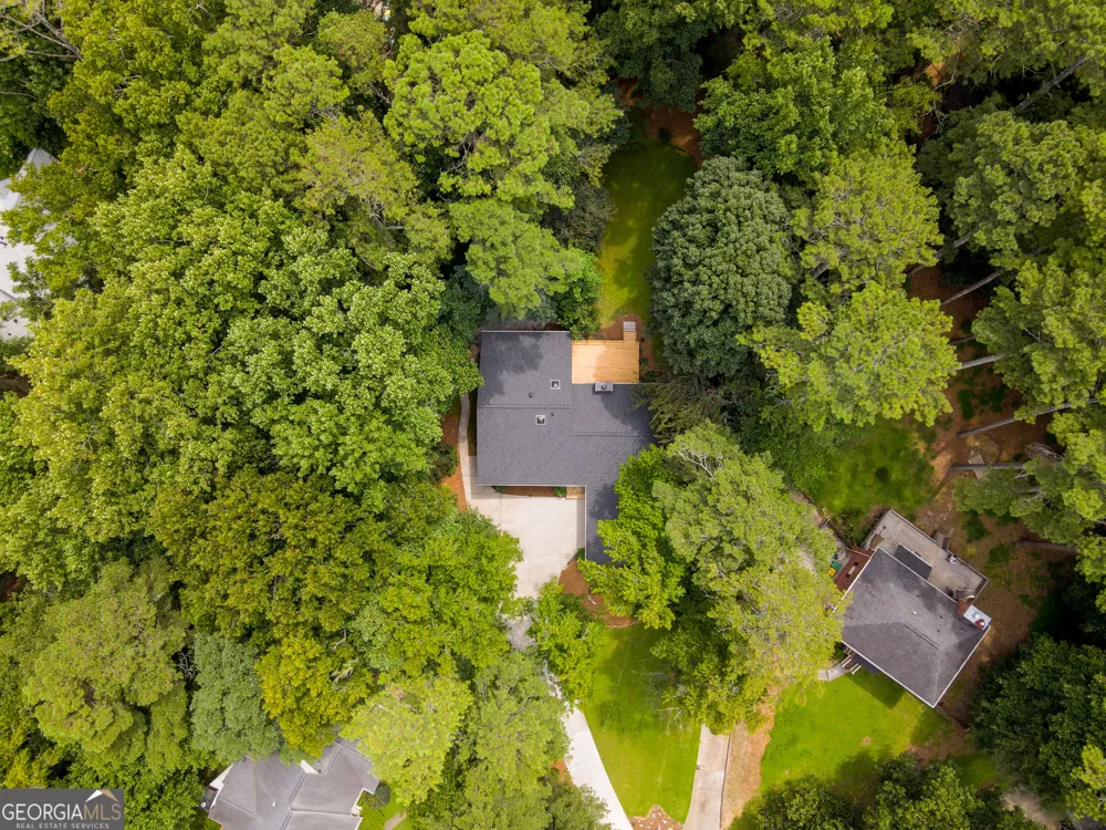 3882 Centre CT Peachtree Corners, GA 30092