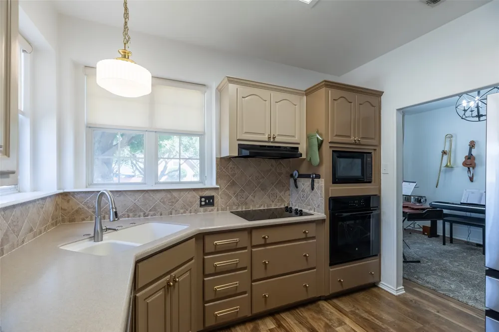 3525 Riomar Court Abilene, TX 79606