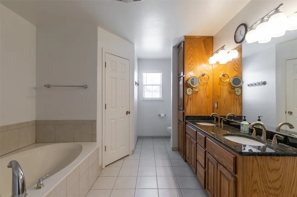 3525 Riomar Court Abilene, TX 79606