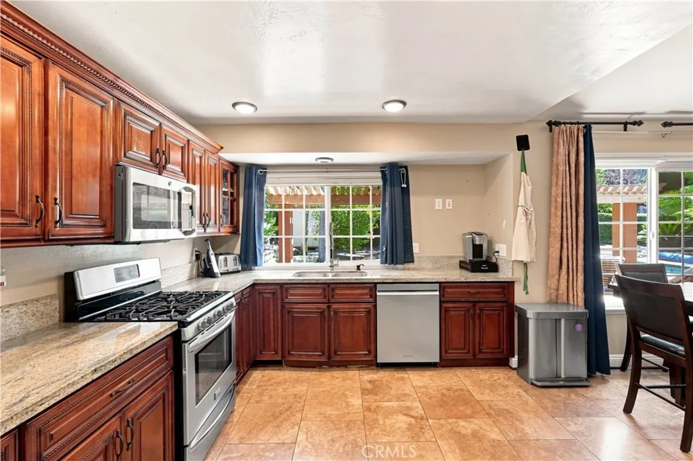 24112 Valyermo Mission Viejo, CA 92691