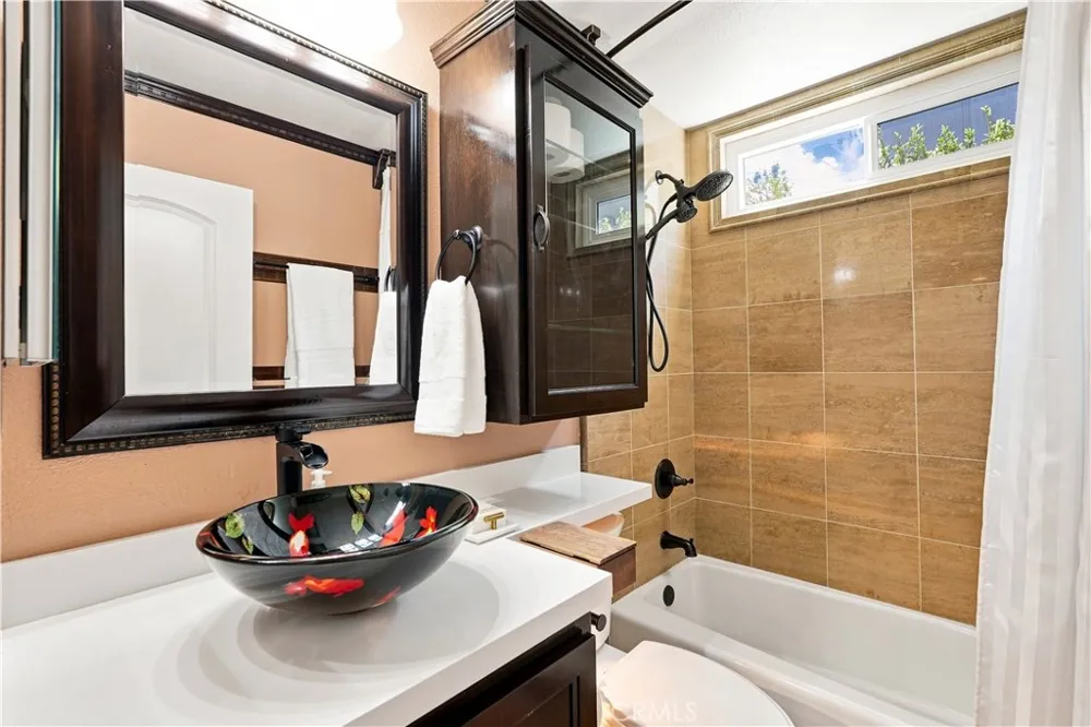24112 Valyermo Mission Viejo, CA 92691