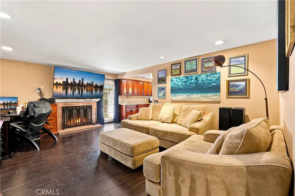 24112 Valyermo Mission Viejo, CA 92691