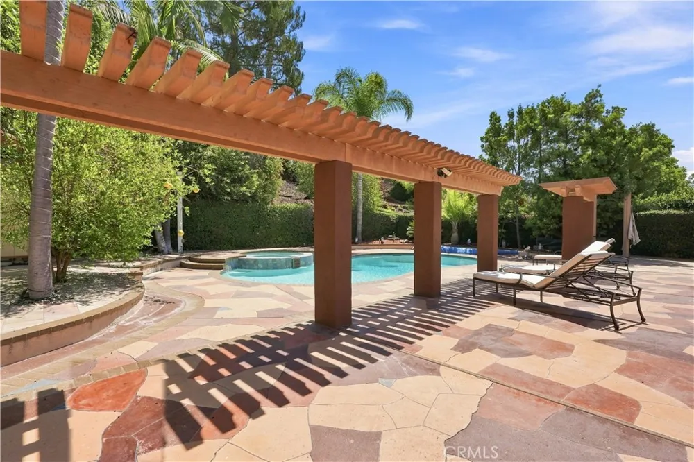 24112 Valyermo Mission Viejo, CA 92691