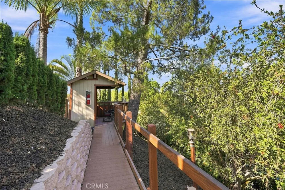 24112 Valyermo Mission Viejo, CA 92691