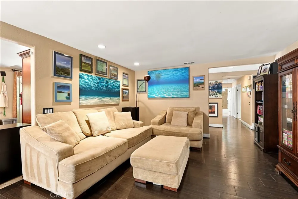 24112 Valyermo Mission Viejo, CA 92691