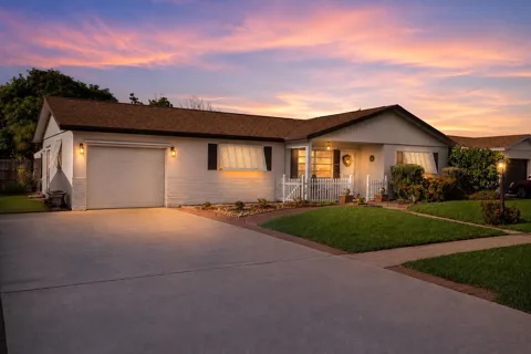 2593 Bahia Road