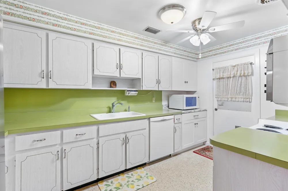 2593 Bahia Road West Palm Beach, FL 33406