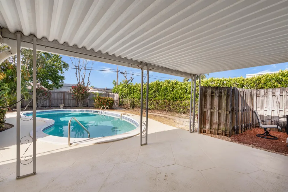 2593 Bahia Road West Palm Beach, FL 33406