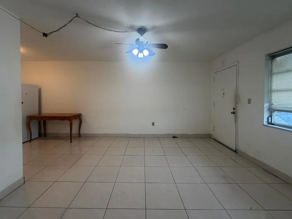 20210 NE 2ND AVENUE #V14 Miami Gardens, FL 33179