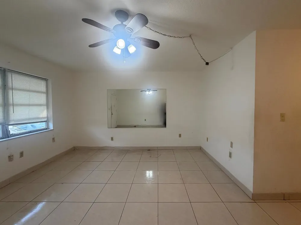 20210 NE 2ND AVENUE #V14 Miami Gardens, FL 33179