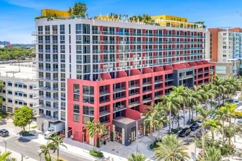 90 NE 32 #1016