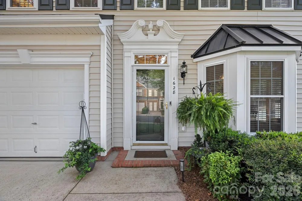1628 Backcreek Lane Gastonia, NC 28054