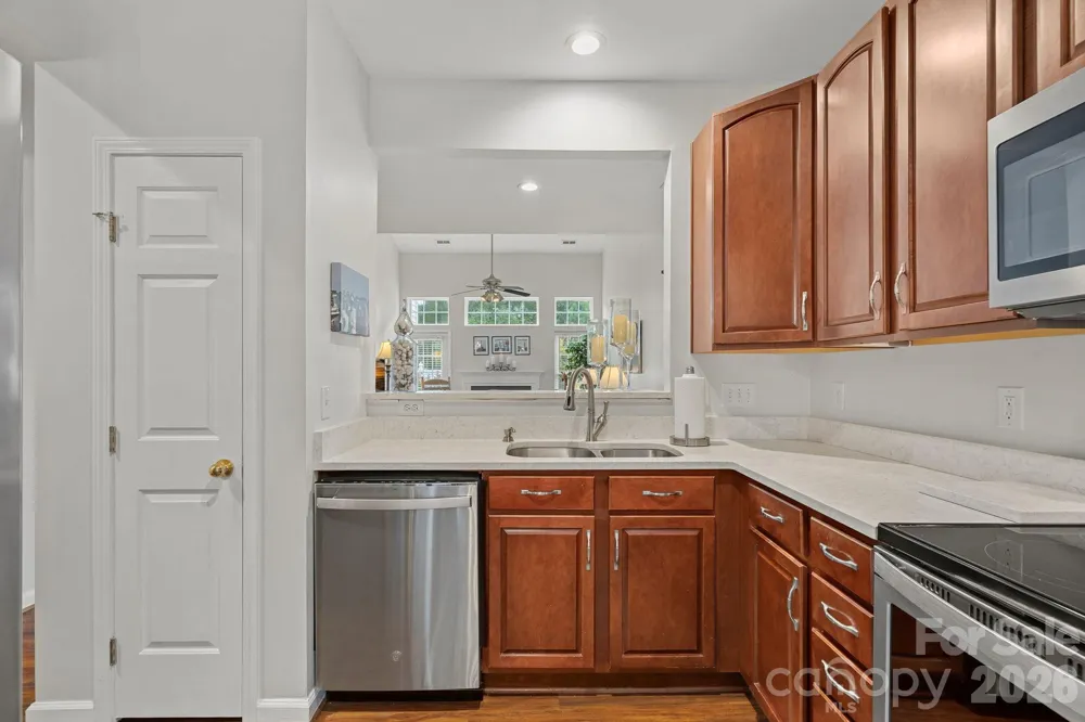 1628 Backcreek Lane Gastonia, NC 28054