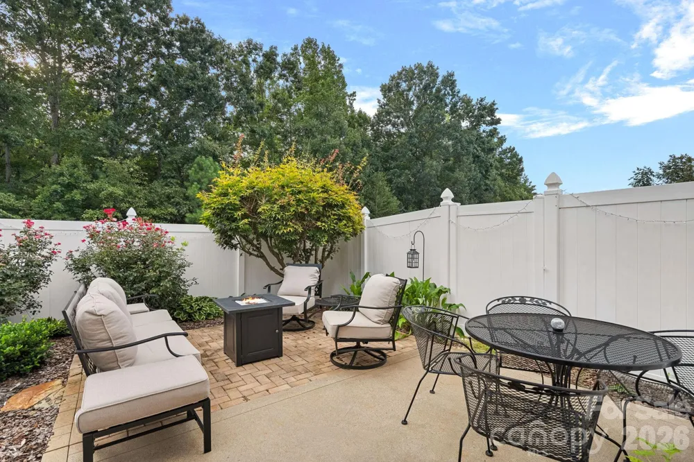 1628 Backcreek Lane Gastonia, NC 28054