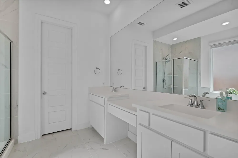 2448 Halter Drive Aubrey, TX 76227