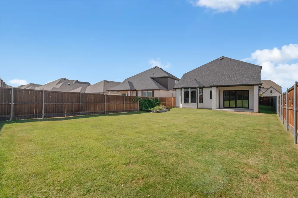 2448 Halter Drive Aubrey, TX 76227