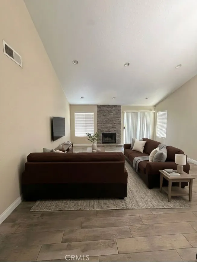 18460 Ash Street Bloomington, CA 92316