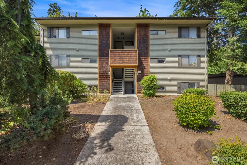 23405 16th Place S #C104 Des Moines, WA 98198