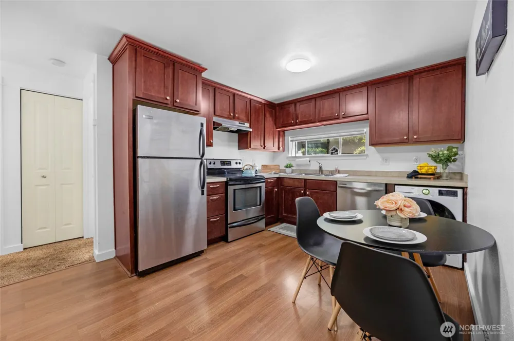 23405 16th Place S #C104 Des Moines, WA 98198