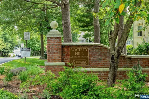 631 Plum Terrace