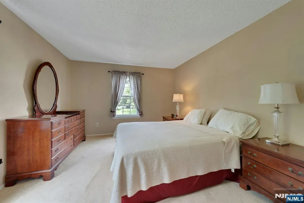 631 Plum Terrace Mahwah, NJ 07430